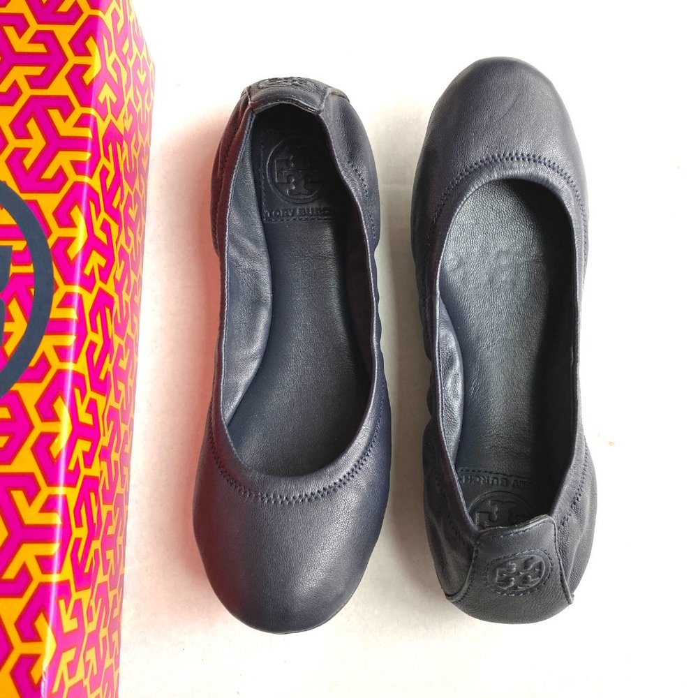 NEW Tory Burch Flat, Navy size 7